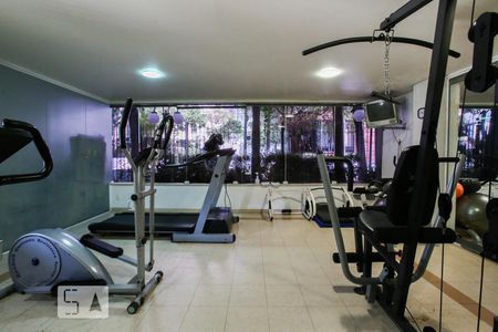 Apartamento à venda com 185m², 3 quartos e 2 vagasÁrea comum - Academia