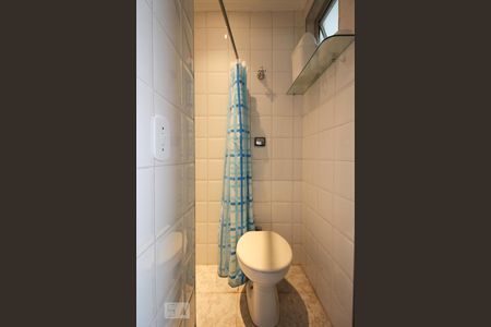 Apartamento à venda com 185m², 3 quartos e 2 vagasBanheiro de Serviço