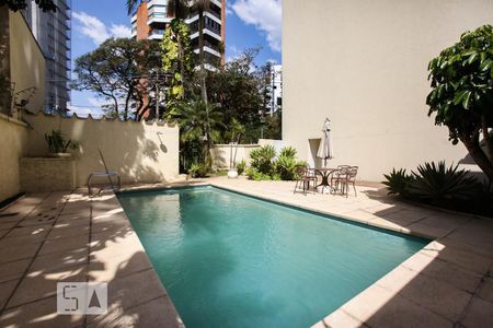 Apartamento à venda com 185m², 3 quartos e 2 vagasÁrea comum - Piscina