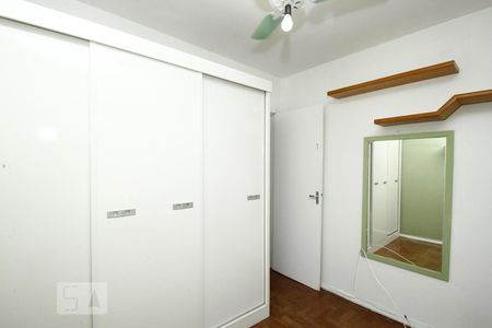 Quarto 1 de apartamento à venda com 2 quartos, 51m² em Laranjeiras, Rio de Janeiro