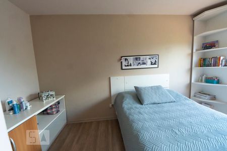 Casa à venda com 217m², 4 quartos e 2 vagasQuarto 3