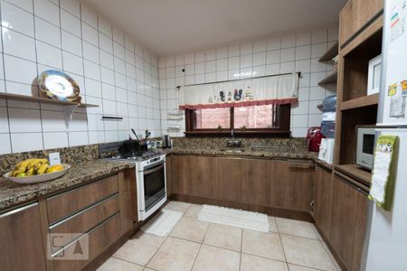 Casa à venda com 217m², 4 quartos e 2 vagasCozinha