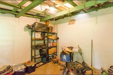 Casa à venda com 130m², 4 quartos e 8 vagasDepósito