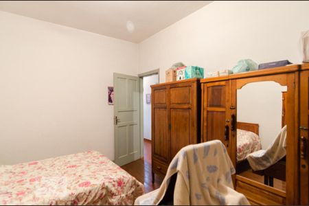 Casa à venda com 130m², 4 quartos e 8 vagasQuarto 2