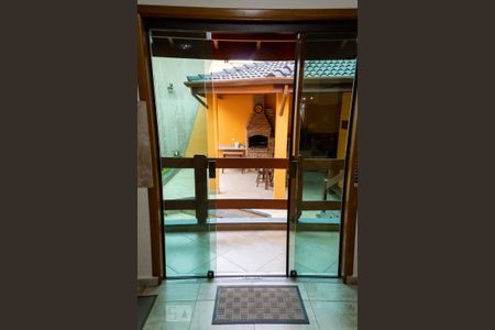 Casa à venda com 250m², 3 quartos e 2 vagas Casa à venda com 250m², 3 quartos e 2 vagasCozinha