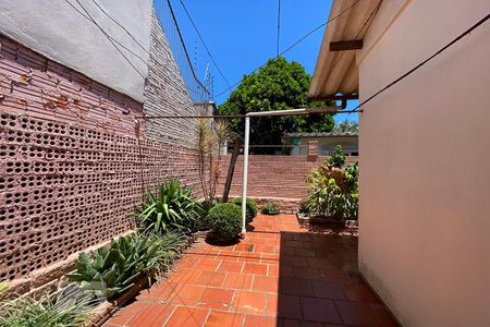 Casa para alugar com 200m², 3 quartos e 2 vagasÁrea Externa