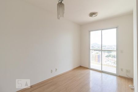 Apartamento à venda com 52m², 2 quartos e 1 vaga Apartamento à venda com 52m², 2 quartos e 1 vagaSala