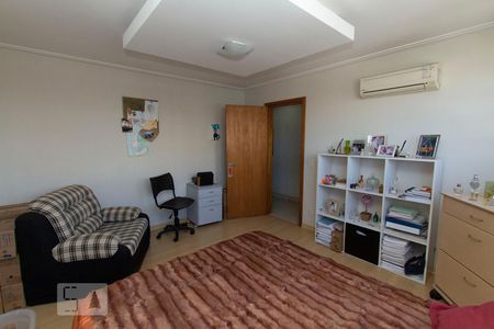 Apartamento à venda com 400m², 4 quartos e 2 vagasQuarto 4