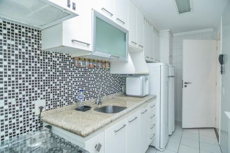 Apartamento à venda com 62m², 2 quartos e 1 vagaCozinha e Área de Serviço