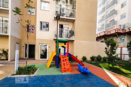 Apartamento para alugar com 39m², 2 quartos e sem vagaPlayground