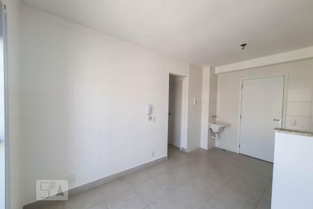 Sala de Estar de apartamento para alugar com 2 quartos, 39m² em Cambuci, São Paulo