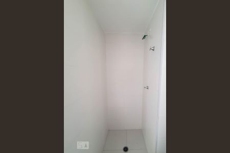 Apartamento para alugar com 39m², 2 quartos e sem vagaBanheiro