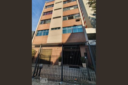 Apartamento à venda com 72m², 2 quartos e 1 vaga Apartamento à venda com 72m², 2 quartos e 1 vagaFachada
