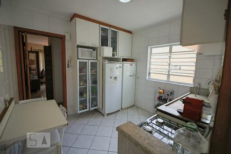 Casa de condomínio à venda com 94m², 2 quartos e 2 vagas Casa de condomínio à venda com 94m², 2 quartos e 2 vagasCozinha