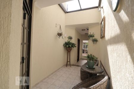 Casa à venda com 280m², 3 quartos e 2 vagasHall