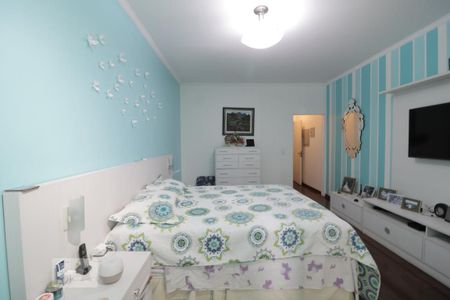 Casa à venda com 280m², 3 quartos e 2 vagasSuíte 2