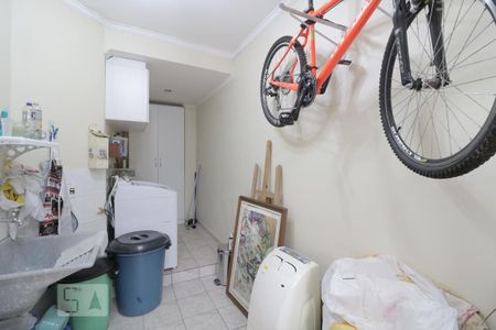 Casa à venda com 280m², 3 quartos e 2 vagasArea de serviço