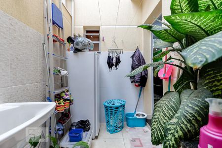 Casa à venda com 80m², 2 quartos e 1 vaga Casa à venda com 80m², 2 quartos e 1 vagaÁrea de Serviço