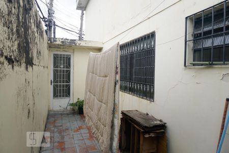 Casa à venda com 107m², 2 quartos e 2 vagasQuintal