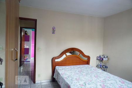 Casa à venda com 107m², 2 quartos e 2 vagasQuarto