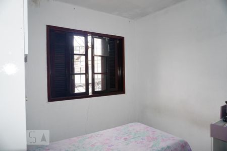 Casa à venda com 107m², 2 quartos e 2 vagasSuíte