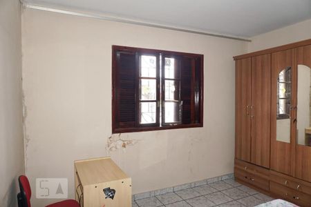 Casa à venda com 107m², 2 quartos e 2 vagasQuarto