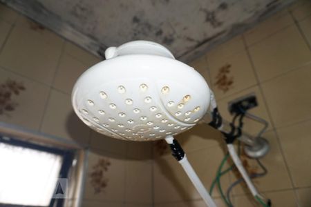 Casa à venda com 107m², 2 quartos e 2 vagasBanheiro