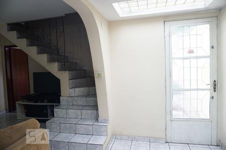 Sala de Estar de casa à venda com 2 quartos, 107m² em Vila Marieta, São Paulo