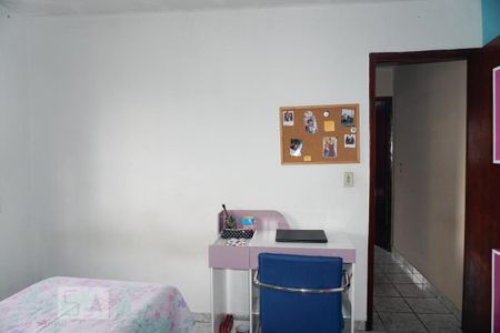 Casa à venda com 107m², 2 quartos e 2 vagasSuíte