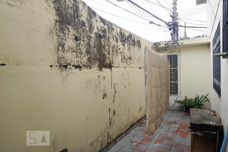 Casa à venda com 107m², 2 quartos e 2 vagasQuintal