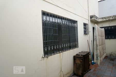 Casa à venda com 107m², 2 quartos e 2 vagasQuintal