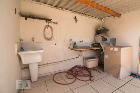 Casa à venda com 178m², 2 quartos e 2 vagasÁrea de Serviço