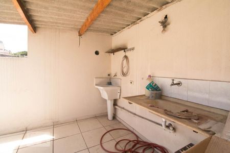 Casa à venda com 178m², 2 quartos e 2 vagasÁrea de Serviço