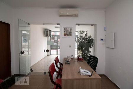 Casa à venda com 178m², 2 quartos e 2 vagasHall de Entrada