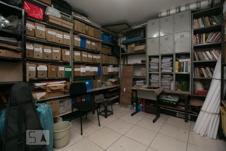 Casa à venda com 178m², 2 quartos e 2 vagasQuarto Edicula