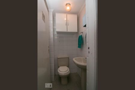 Casa à venda com 178m², 2 quartos e 2 vagasLavabo Garagem 2