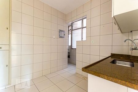 Apartamento à venda com 64m², 2 quartos e sem vagaCozinha