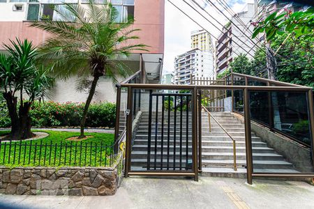 Apartamento à venda com 64m², 2 quartos e sem vagaEntrada