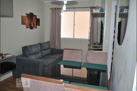 Sala de apartamento para alugar com 2 quartos, 44m² em Jardim Santa Emília, São Paulo