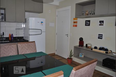 Sala de apartamento para alugar com 2 quartos, 44m² em Jardim Santa Emília, São Paulo