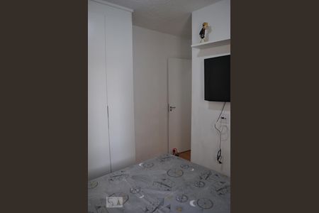 Quarto 2 de apartamento para alugar com 2 quartos, 44m² em Jardim Santa Emília, São Paulo