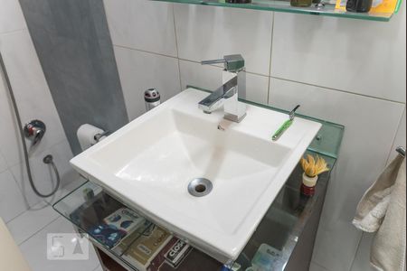Apartamento à venda com 85m², 2 quartos e 1 vagaBanheiro da Suíte