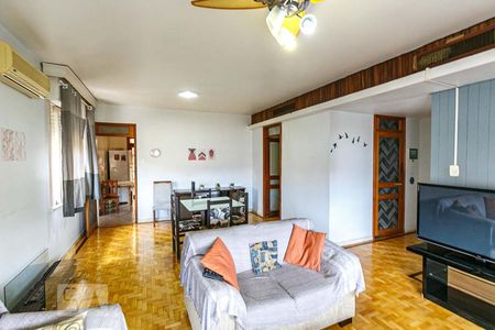 Sala de casa à venda com 3 quartos, 220m² em Glória, Porto Alegre