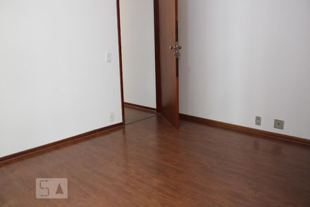 Quarto de apartamento para alugar com 1 quarto, 65m² em Cambuí, Campinas