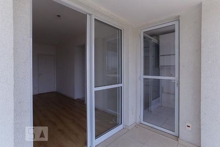 Varanda Sala de apartamento à venda com 2 quartos, 66m² em Vila Anastácio, São Paulo