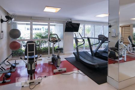 Apartamento à venda com 66m², 2 quartos e 1 vaga Apartamento à venda com 66m², 2 quartos e 1 vagaAcademia