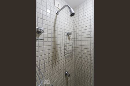 Studio para alugar com 32m², 1 quarto e 1 vaga Studio para alugar com 32m², 1 quarto e 1 vagaBanheiro