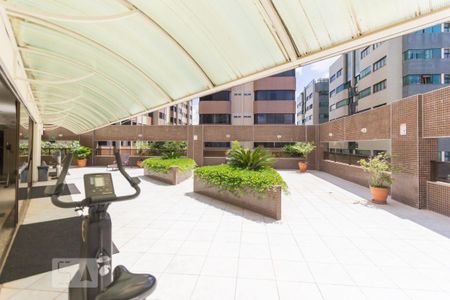 Studio para alugar com 32m², 1 quarto e 1 vaga Studio para alugar com 32m², 1 quarto e 1 vagaAcademia