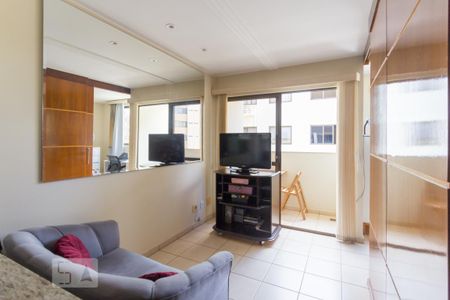 Studio para alugar com 32m², 1 quarto e 1 vaga Studio para alugar com 32m², 1 quarto e 1 vagaSala