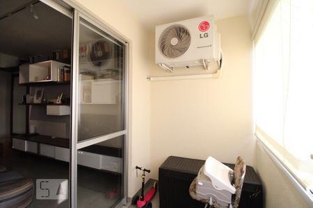 Varanda da sala  de apartamento à venda com 2 quartos, 65m² em Barra Funda, São Paulo
